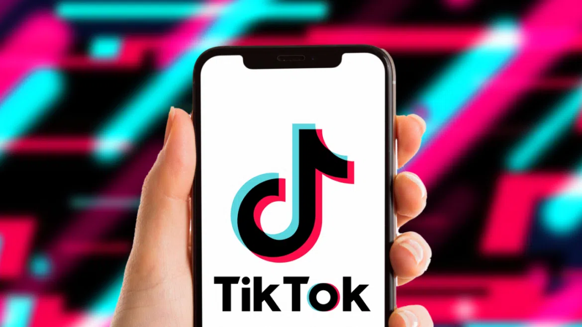 TikTok tartalomgyártás 2026 — komplett magyar útmutató